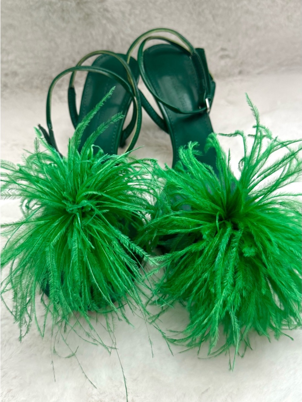 BOTTEGA VENETA Dot feather-trimmed leather sandals - Picture 2 of 7